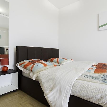 Nouvel Oasis 2 Apartment Toulouse Bagian luar foto